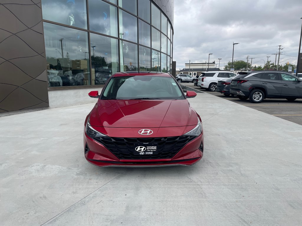 2021 Hyundai Elantra Preferred in Winnipeg, Manitoba - 2 - w1024h768px