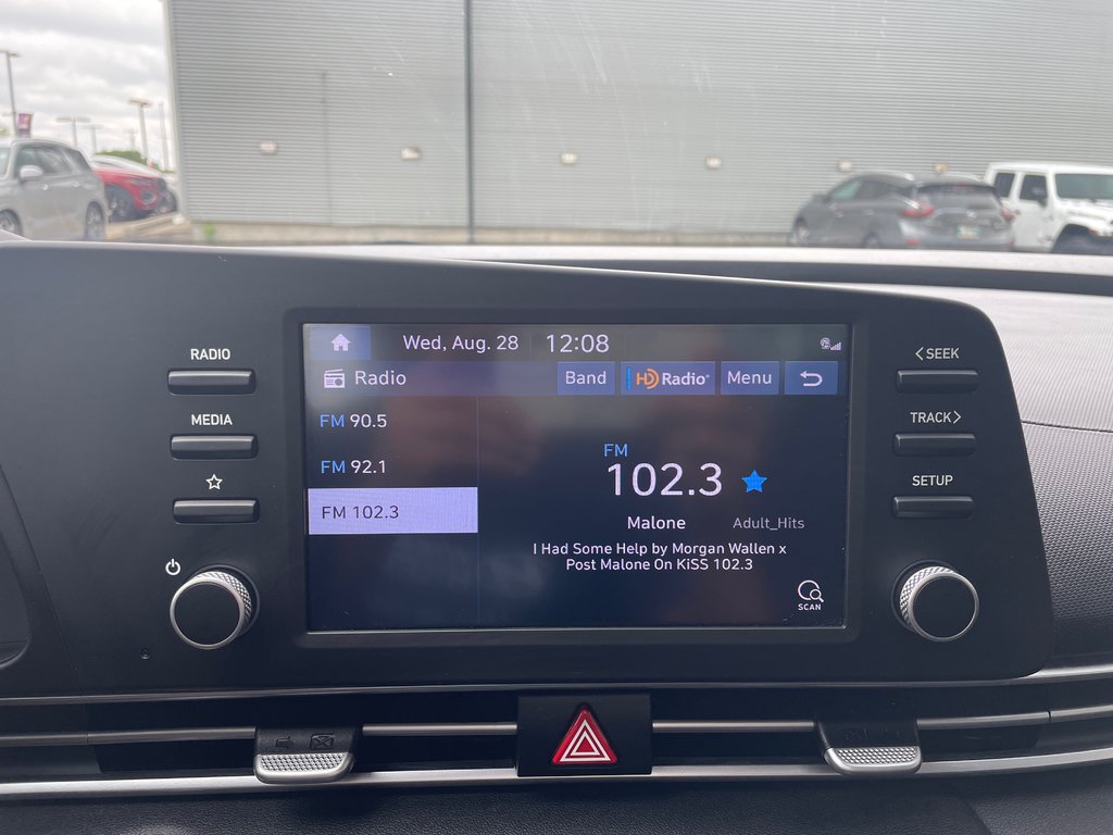 2021 Hyundai Elantra Preferred in Winnipeg, Manitoba - 22 - w1024h768px