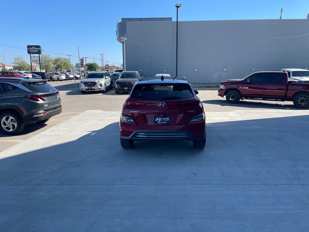 2022 Hyundai KONA ELECTRIC Preferred in Winnipeg, Manitoba - 6 - w1024h768px