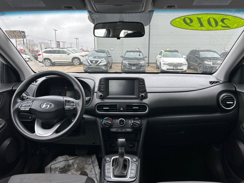 2019 Hyundai Kona ESSENTIAL in Winnipeg, Manitoba - 15 - w1024h768px