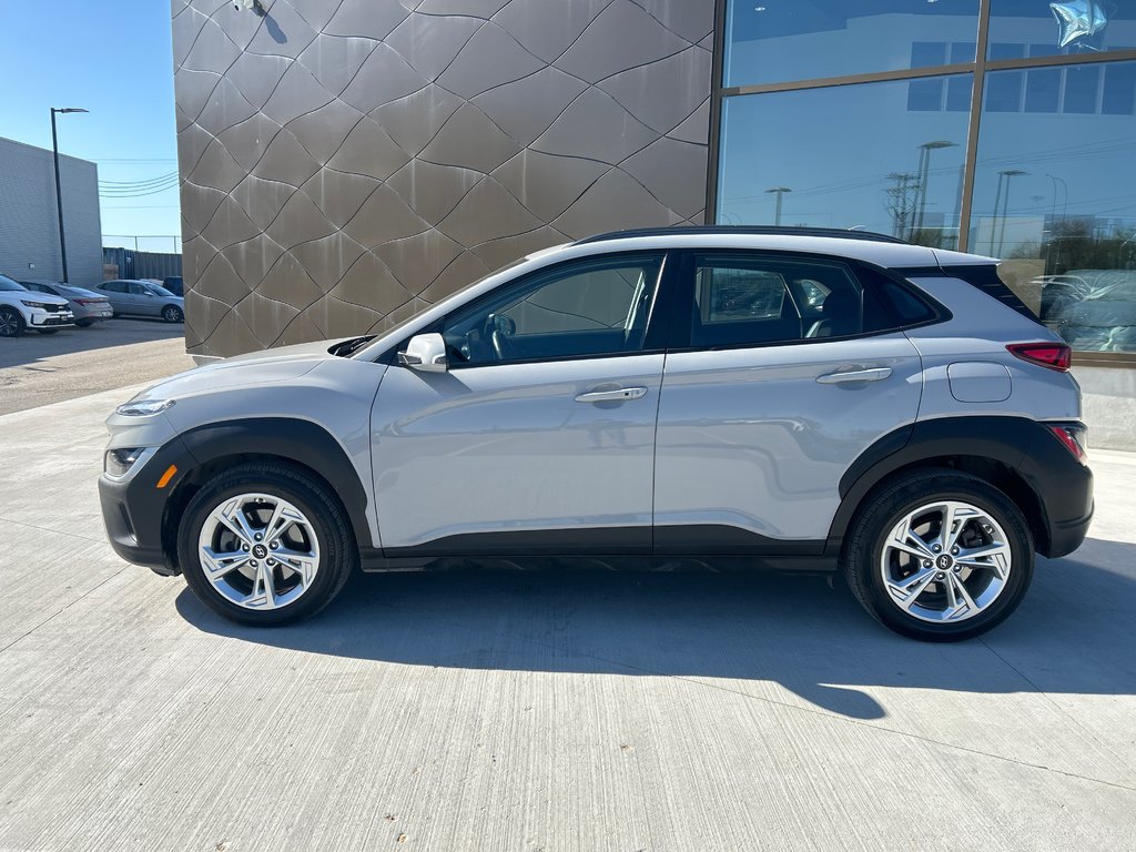 2022 Hyundai Kona Preferred in Winnipeg, Manitoba - 2 - w1024h768px