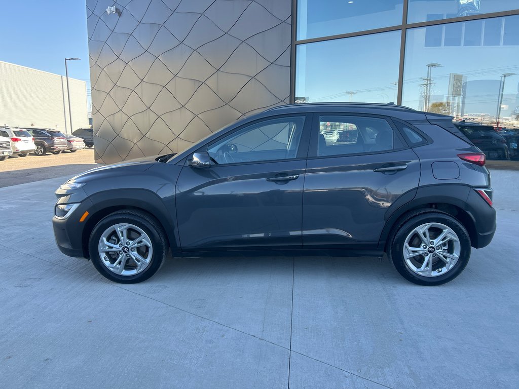 2023 Hyundai Kona Preferred in Winnipeg, Manitoba - 2 - w1024h768px