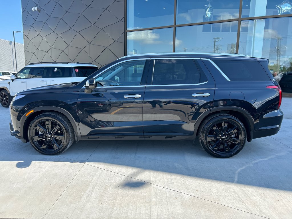 2023 Hyundai Palisade Urban in Winnipeg, Manitoba - 2 - w1024h768px