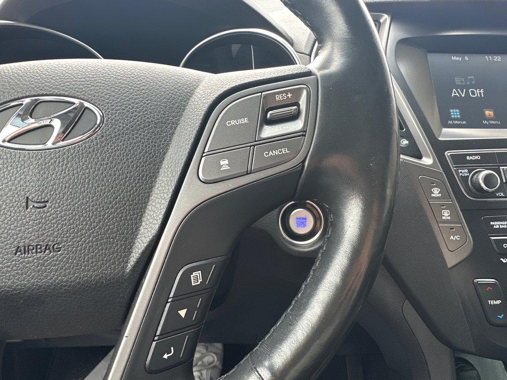 2019 Hyundai Santa Fe XL Preferred in Winnipeg, Manitoba - 13 - w1024h768px