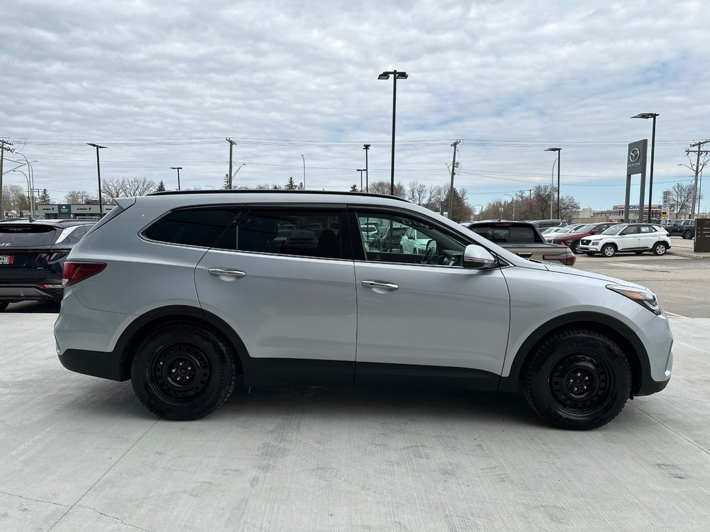 2019 Hyundai Santa Fe XL Preferred in Winnipeg, Manitoba - 6 - w1024h768px