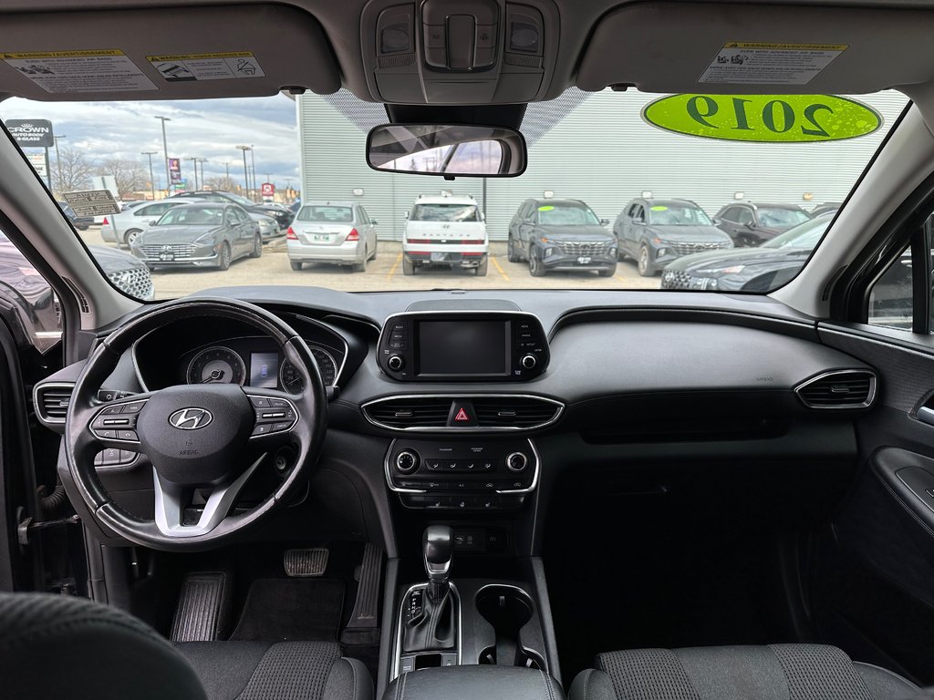2019 Hyundai Santa Fe Essential in Winnipeg, Manitoba - 13 - w1024h768px