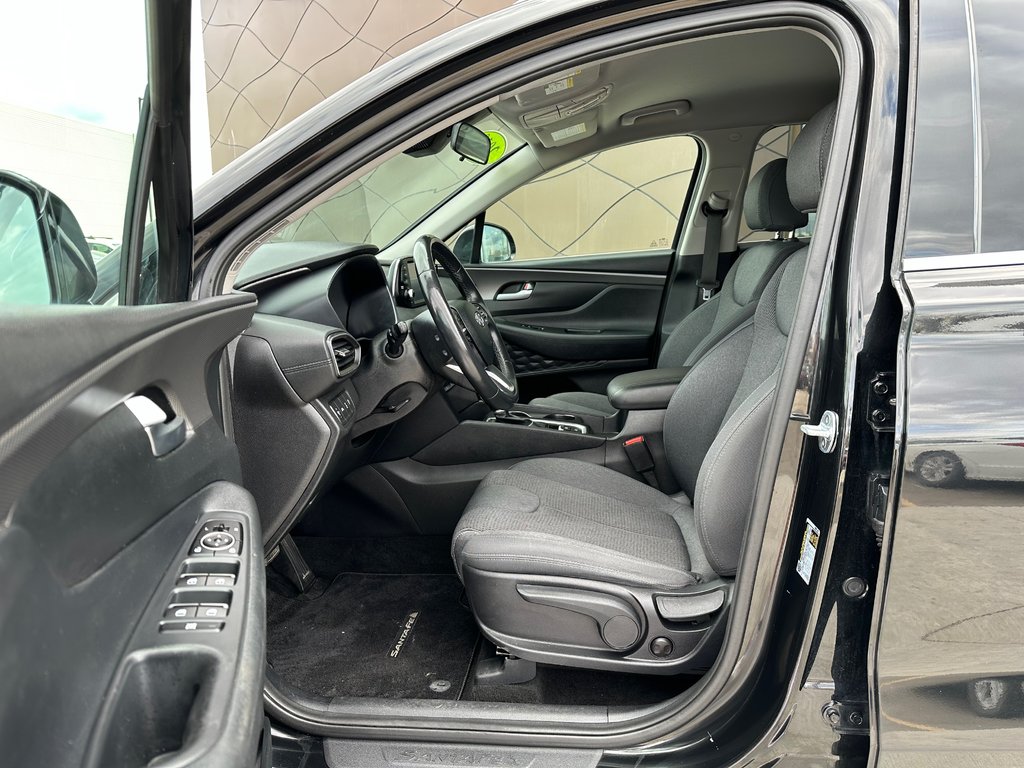 2019 Hyundai Santa Fe Essential in Winnipeg, Manitoba - 11 - w1024h768px