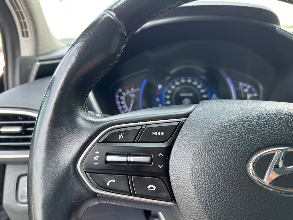 2019 Hyundai Santa Fe Luxury in Winnipeg, Manitoba - 18 - w1024h768px