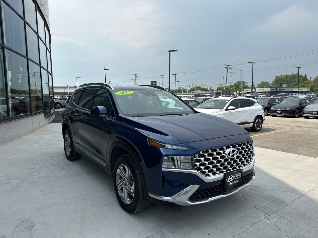 2023 Hyundai Santa Fe Preferred in Winnipeg, Manitoba - 7 - w1024h768px