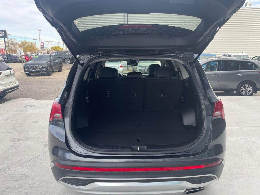 2023 Hyundai Santa Fe Preferred in Winnipeg, Manitoba - 30 - w1024h768px