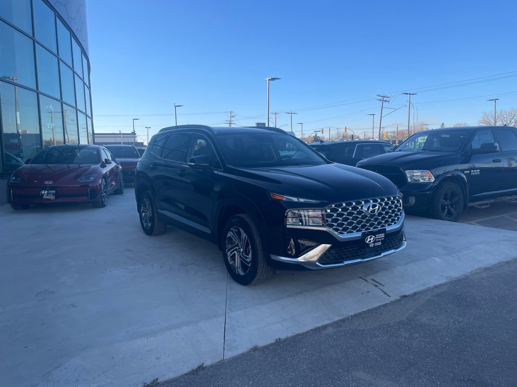 2023 Hyundai Santa Fe Preferred in Winnipeg, Manitoba - 5 - w1024h768px