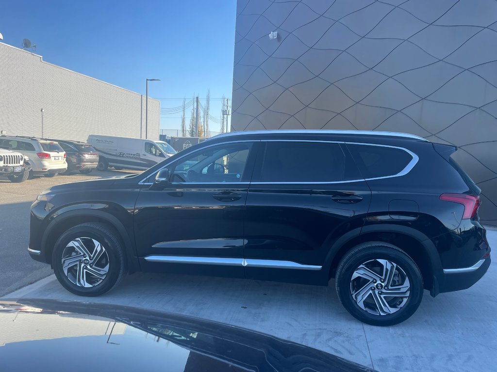 2023 Hyundai Santa Fe Preferred in Winnipeg, Manitoba - 2 - w1024h768px