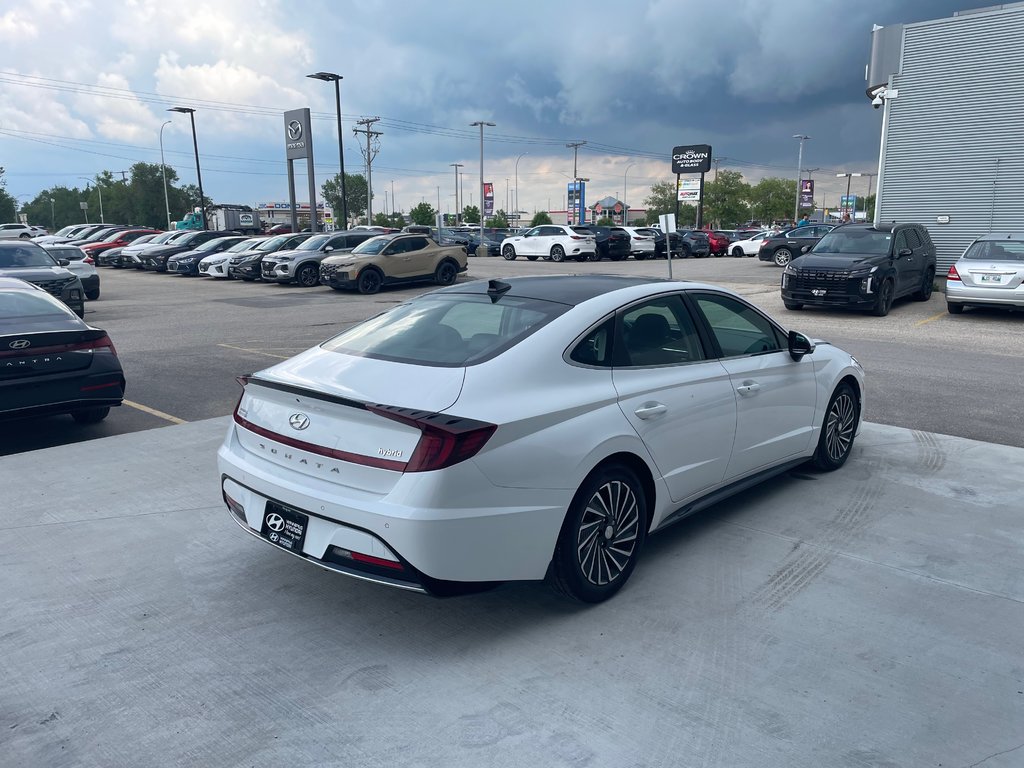 2020 Hyundai Sonata Hybrid Ultimate in Winnipeg, Manitoba - 5 - w1024h768px