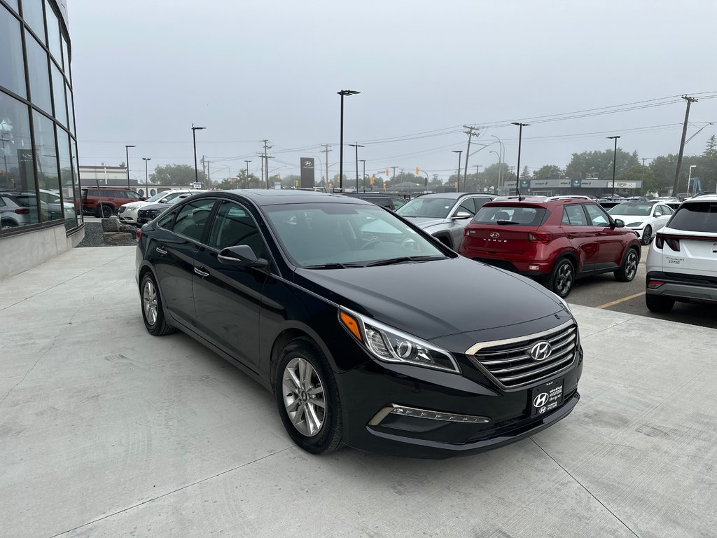 2017 Hyundai Sonata 2.4L GLS in Winnipeg, Manitoba - 7 - w1024h768px