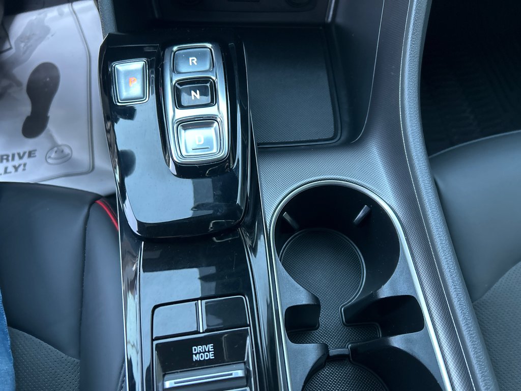 2023 Hyundai Sonata SPORT in Winnipeg, Manitoba - 15 - w1024h768px