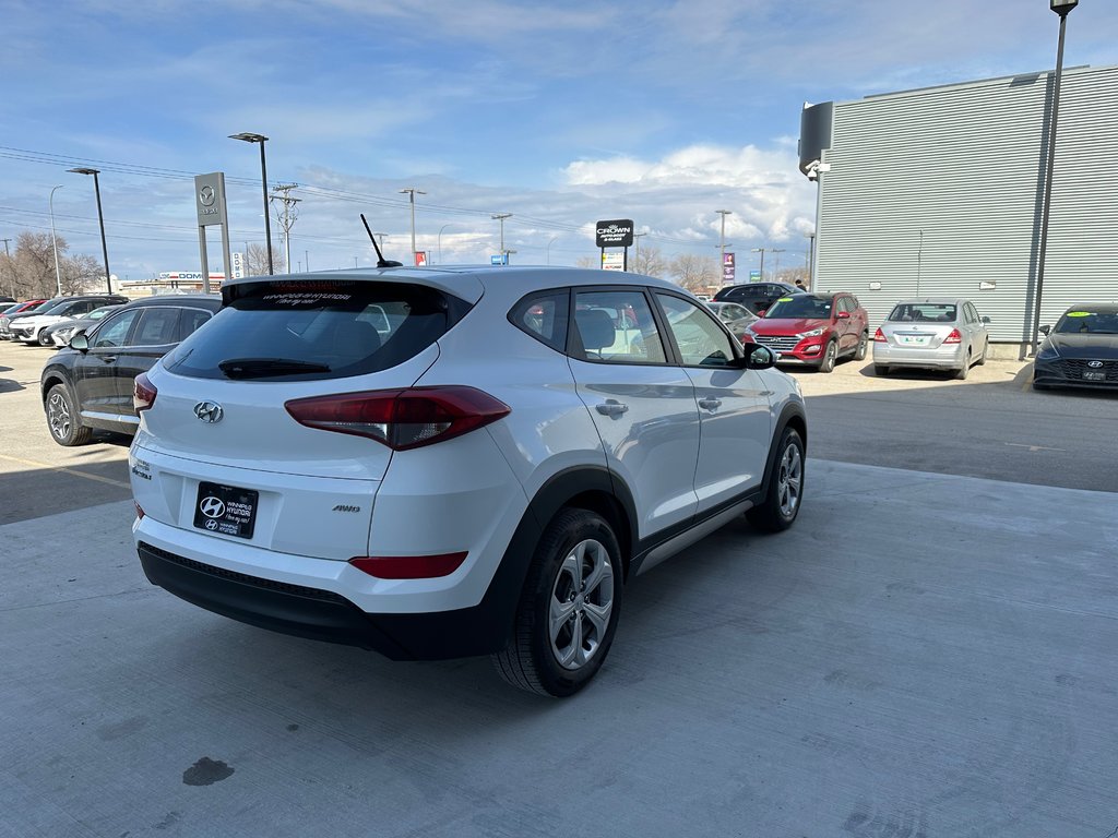 2017 Hyundai Tucson BASE in Winnipeg, Manitoba - 3 - w1024h768px