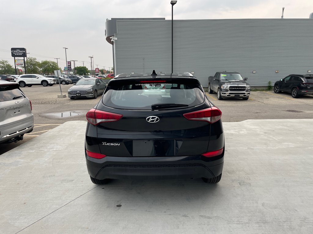 2018 Hyundai Tucson Premium in Winnipeg, Manitoba - 6 - w1024h768px