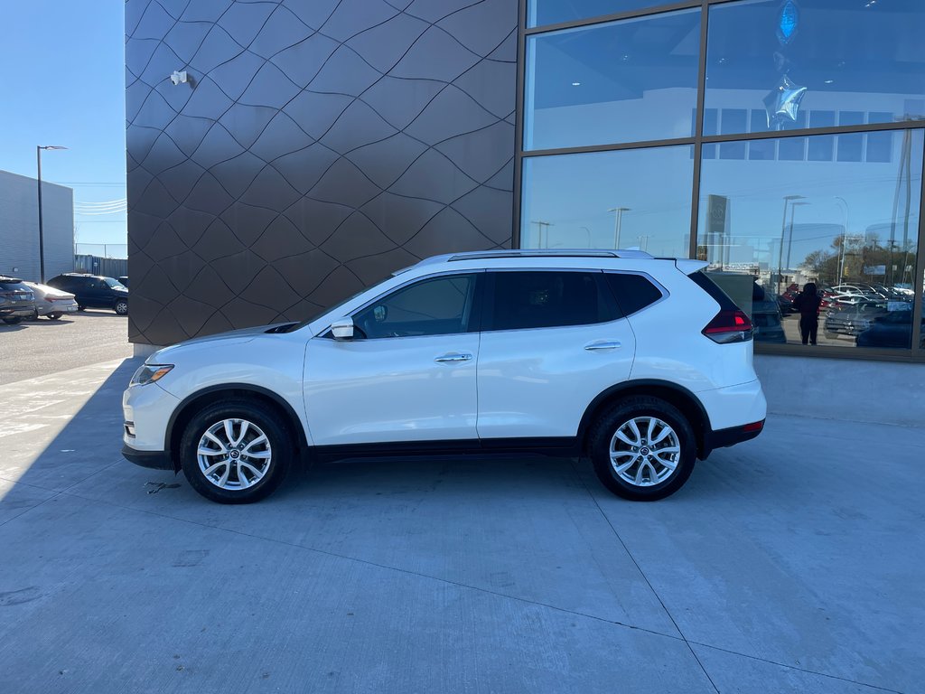 2018 Nissan Rogue SV in Winnipeg, Manitoba - 10 - w1024h768px