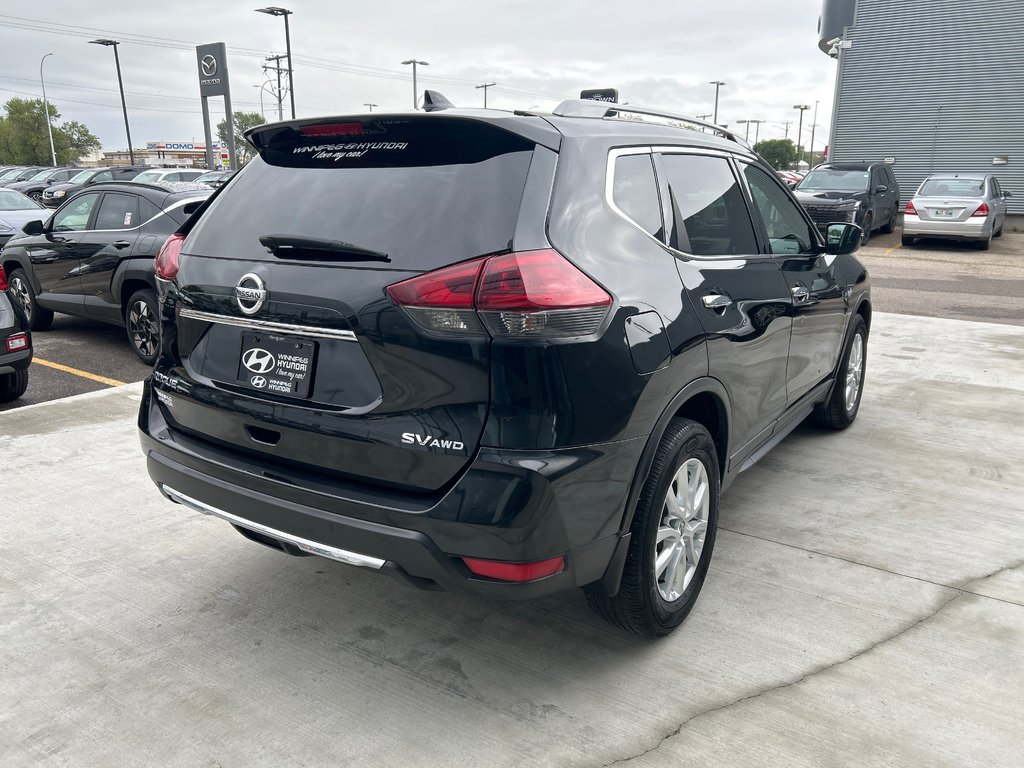 2019 Nissan Rogue SV in Winnipeg, Manitoba - 5 - w1024h768px