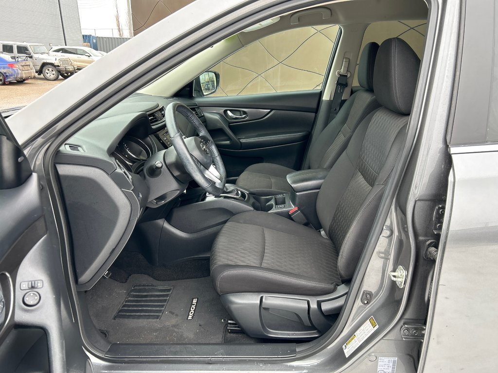 2020 Nissan Rogue Special Edition in Winnipeg, Manitoba - 12 - w1024h768px