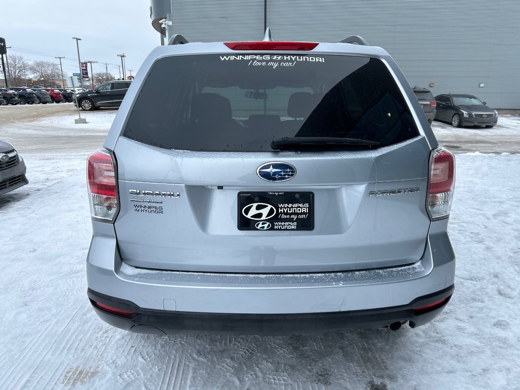 2018 Subaru Forester BASE in Winnipeg, Manitoba - 4 - w1024h768px