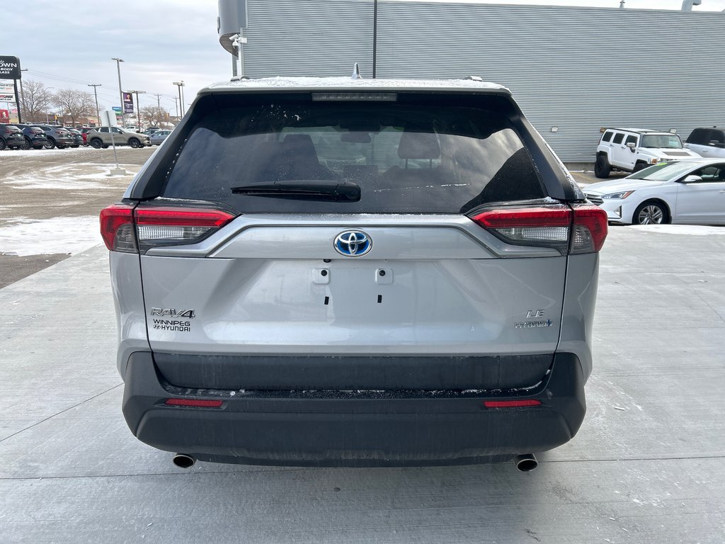 2019 Toyota RAV4 HYBRID LE in Winnipeg, Manitoba - 4 - w1024h768px