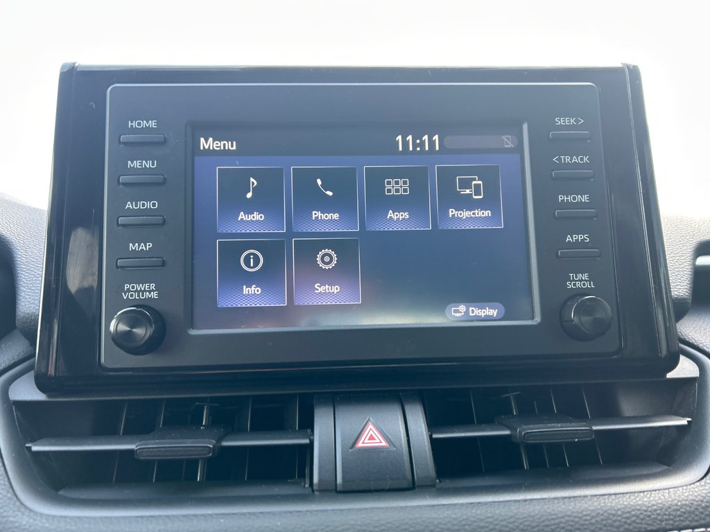 2019 Toyota RAV4 HYBRID LE in Winnipeg, Manitoba - 20 - w1024h768px