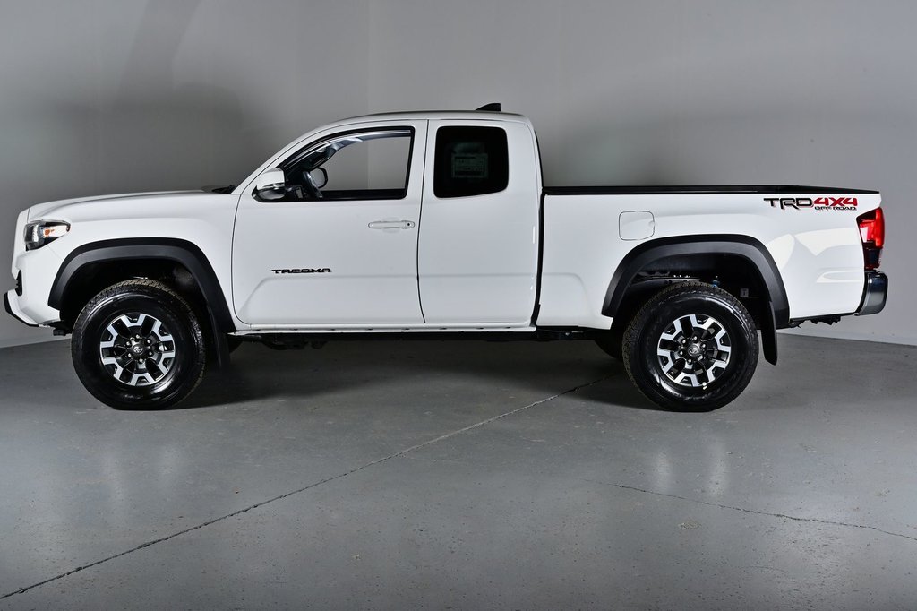 Truro Toyota 2019 Toyota SR5 4030