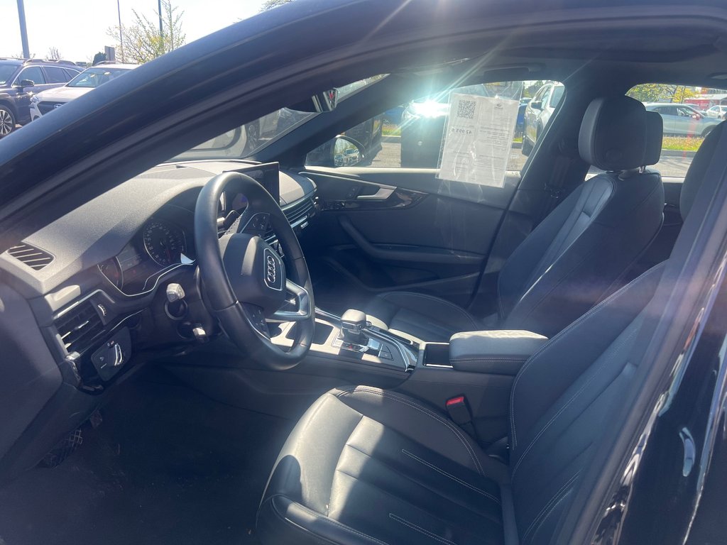2024 Audi A4 Sedan Komfort, AWD, Cuir Toit ouvrant Mags, Carplay in Sainte-Julie, Quebec - 5 - w1024h768px