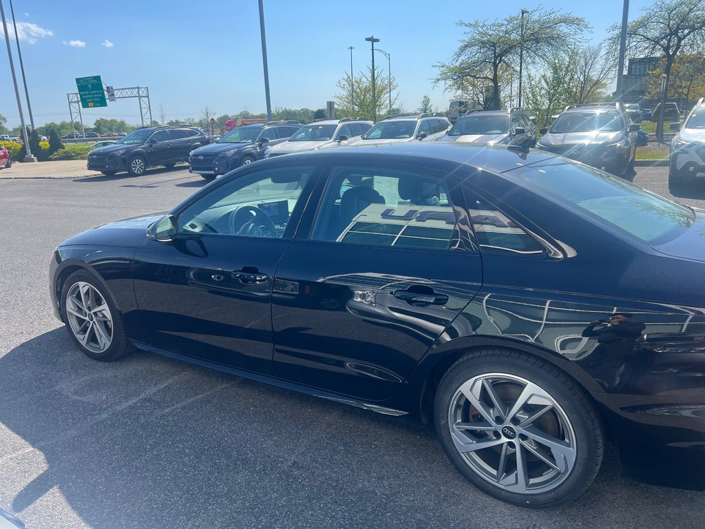 2024 Audi A4 Sedan Komfort, AWD, Cuir Toit ouvrant Mags, Carplay in Sainte-Julie, Quebec - 3 - w1024h768px