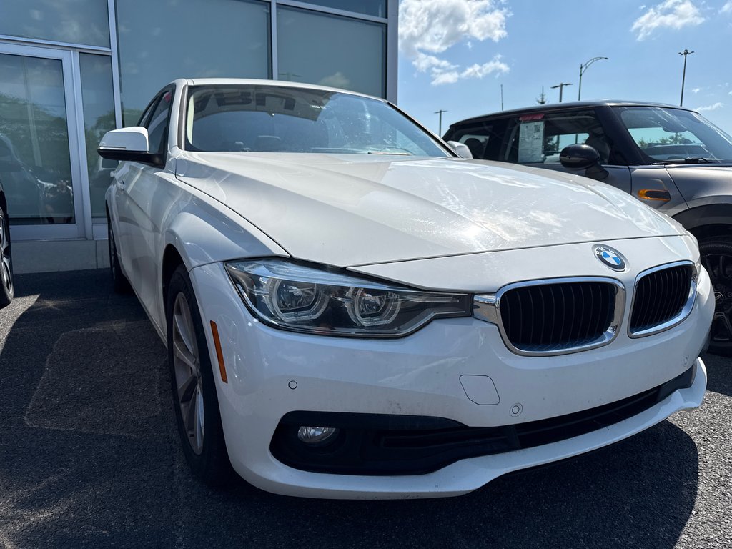BMW 3 Series 320i xDrive 2017 à Sainte-Julie, Québec - 1 - w1024h768px