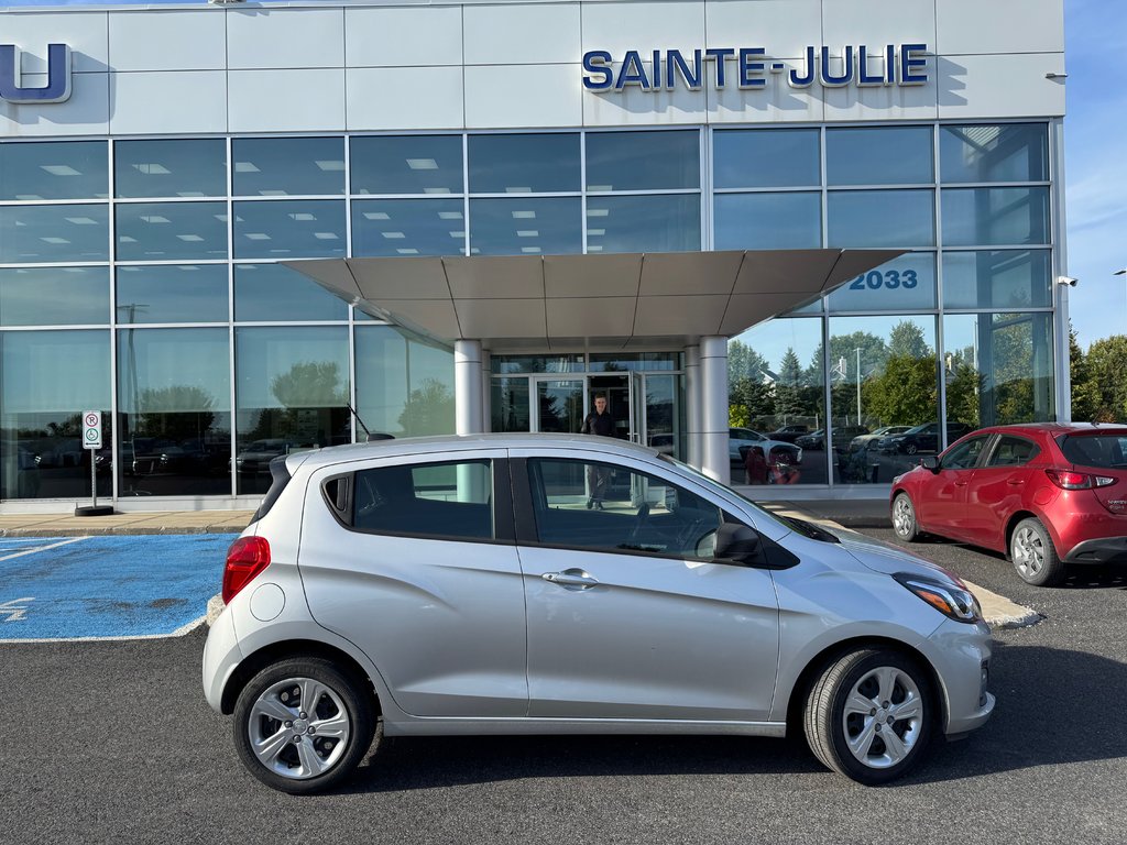 2022 Chevrolet Spark LS Carplay Caméra de recul Bluetooth in Sainte-Julie, Quebec - 2 - w1024h768px