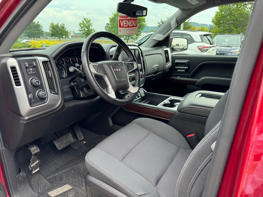 GMC Sierra 1500 5.3L SLE 4X4 Crew Cab Hitch 2 pouces 2018 à Sainte-Julie, Québec - 3 - w1024h768px