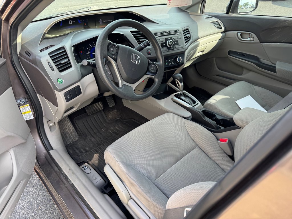 2012 Honda Civic Sdn LX Sièges chauffants Bluetooth in Sainte-Julie, Quebec - 3 - w1024h768px