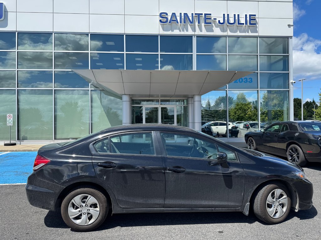 2014 Honda Civic Sedan LX Sièges chauffants Bluetooth in Sainte-Julie, Quebec - 2 - w1024h768px