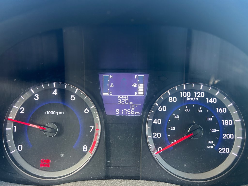 Hyundai Accent GL SIÉGES CHAFFANTS BLUETOOTH 2016 à Sainte-Julie, Québec - 7 - w1024h768px