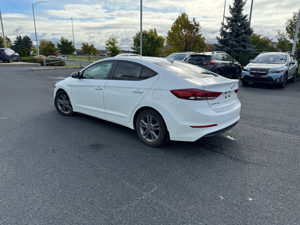 2017  Elantra GL Carplay Volant chauffant Caméra de recul in Sainte-Julie, Quebec - 5 - w1024h768px