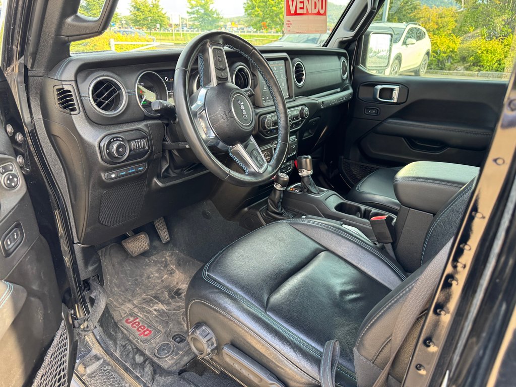 2022 Jeep Wrangler 4xe Unlimited Rubicon in Sainte-Julie, Quebec - 3 - w1024h768px