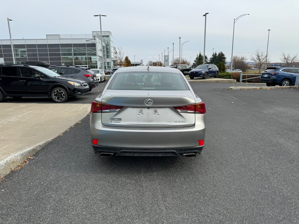 2018  IS 300 AWD F Sport Cuir rouge Toit ouvrant Bluetooth in Sainte-Julie, Quebec - 4 - w1024h768px