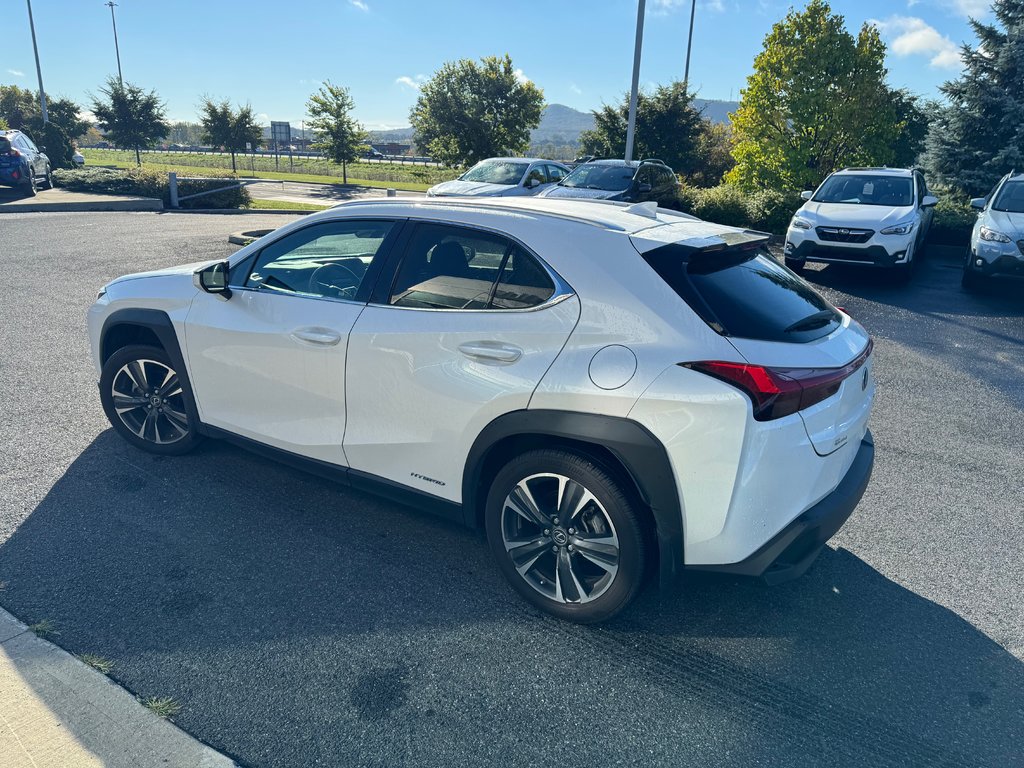 UX 250h AWD Hybride Toit ouvrant Carplay 2021 à Sainte-Julie, Québec - 5 - w1024h768px