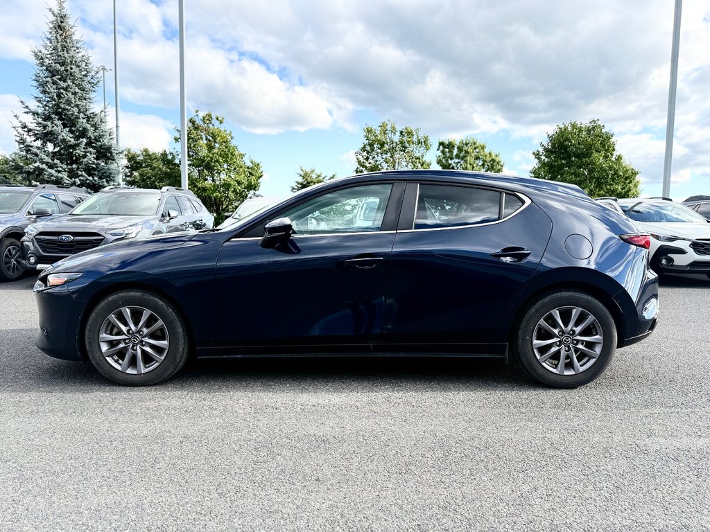 Mazda 3 Sport GS AWD 2023 à Sainte-Julie, Québec - 2 - w1024h768px