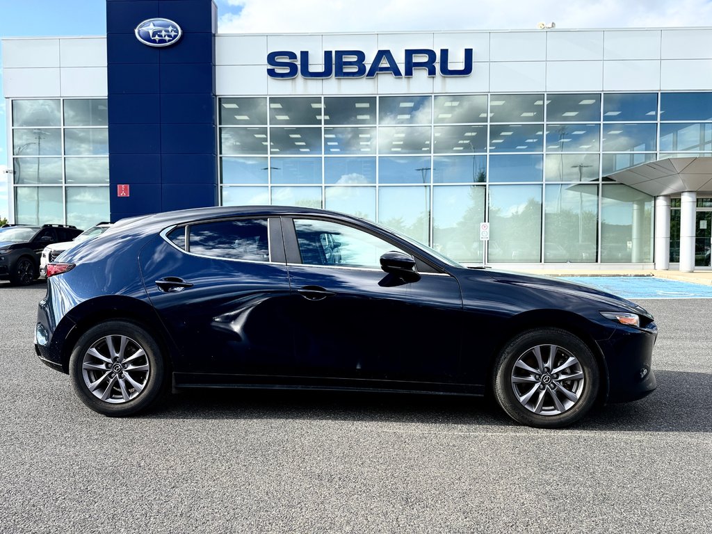 Mazda 3 Sport GS AWD 2023 à Sainte-Julie, Québec - 8 - w1024h768px
