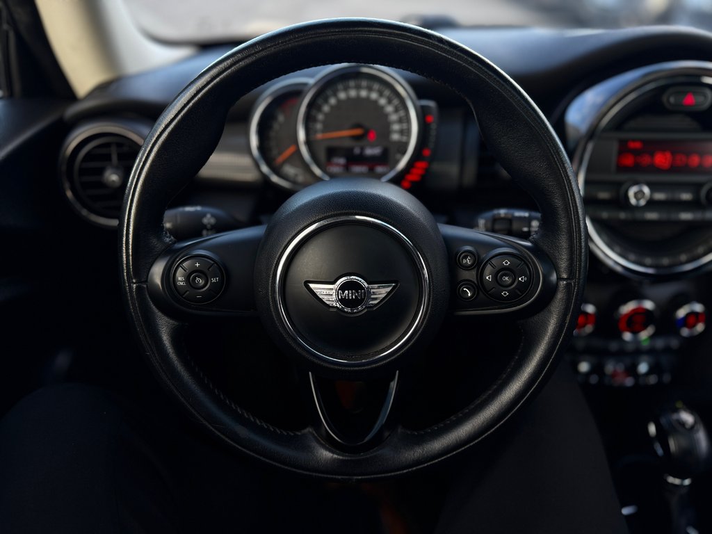 MINI Cooper Hardtop BASE 2016 à Sainte-Julie, Québec - 13 - w1024h768px