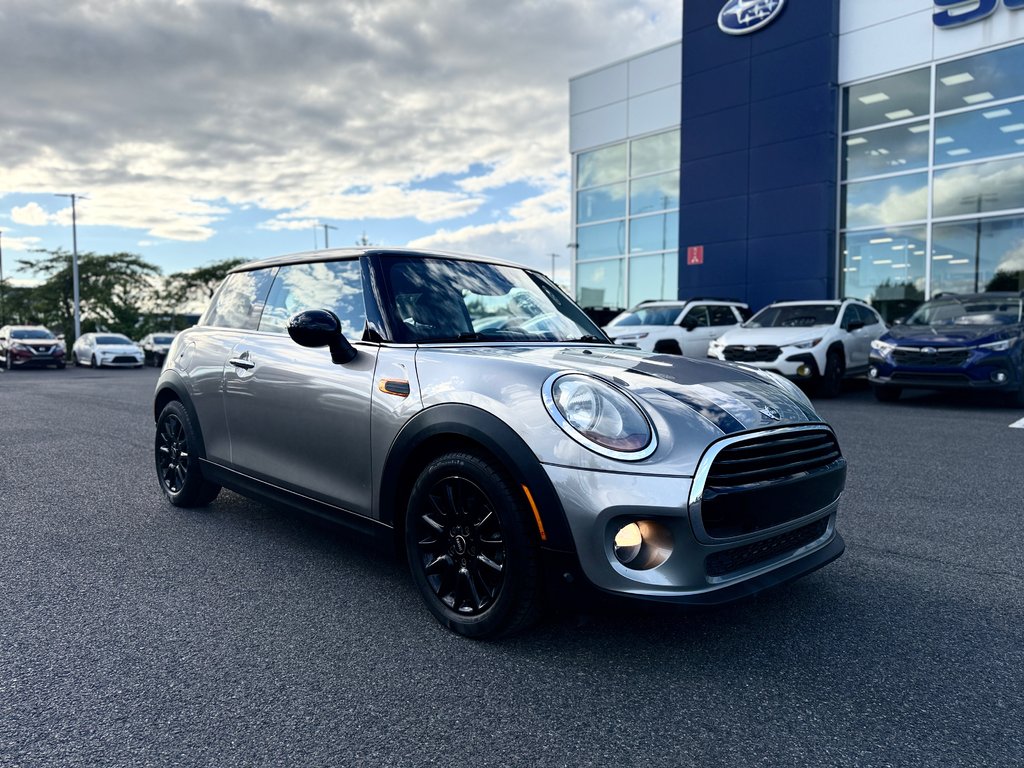 MINI Cooper Hardtop BASE 2016 à Sainte-Julie, Québec - 3 - w1024h768px