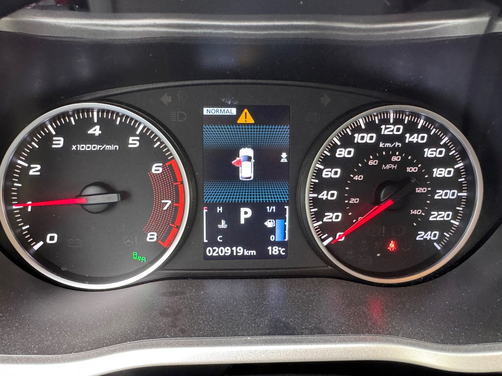 Mitsubishi ECLIPSE CROSS SEL AWD Affichage tête haute Volant chauffant 2023 à Sainte-Julie, Québec - 9 - w1024h768px