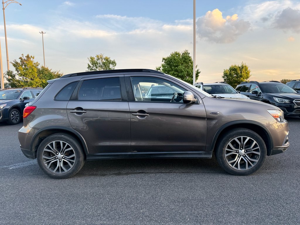 2018 Mitsubishi RVR GT in Sainte-Julie, Quebec - 5 - w1024h768px