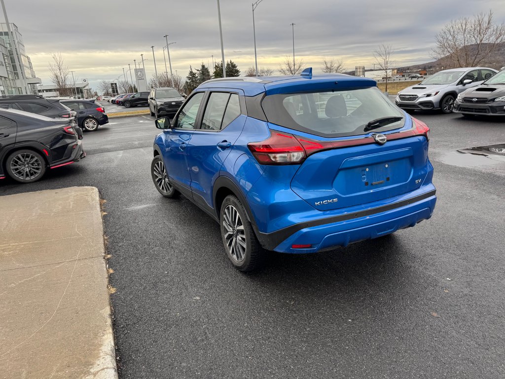 2022  KICKS SV Volant chauffant Carplay Sièges chauffants in Sainte-Julie, Quebec - 6 - w1024h768px