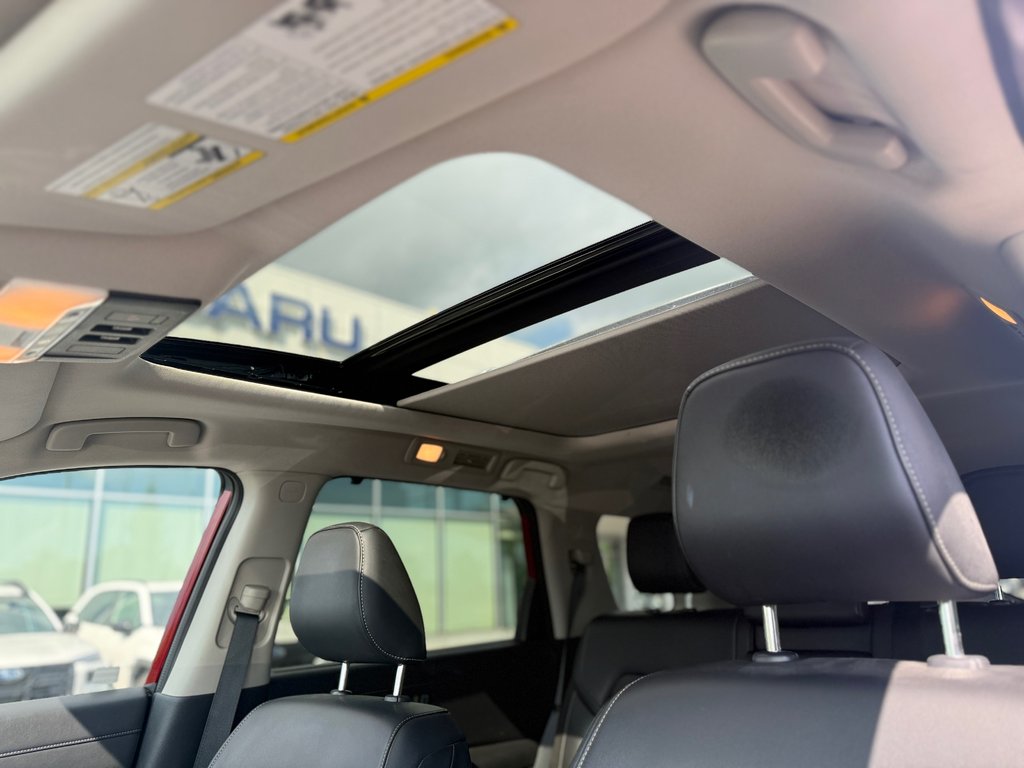2022 Nissan Pathfinder SL in Sainte-Julie, Quebec - 14 - w1024h768px