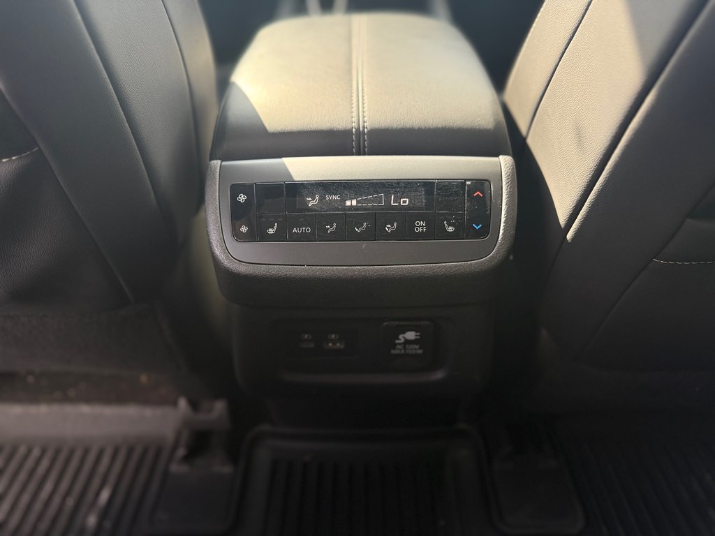 2022 Nissan Pathfinder SL in Sainte-Julie, Quebec - 17 - w1024h768px