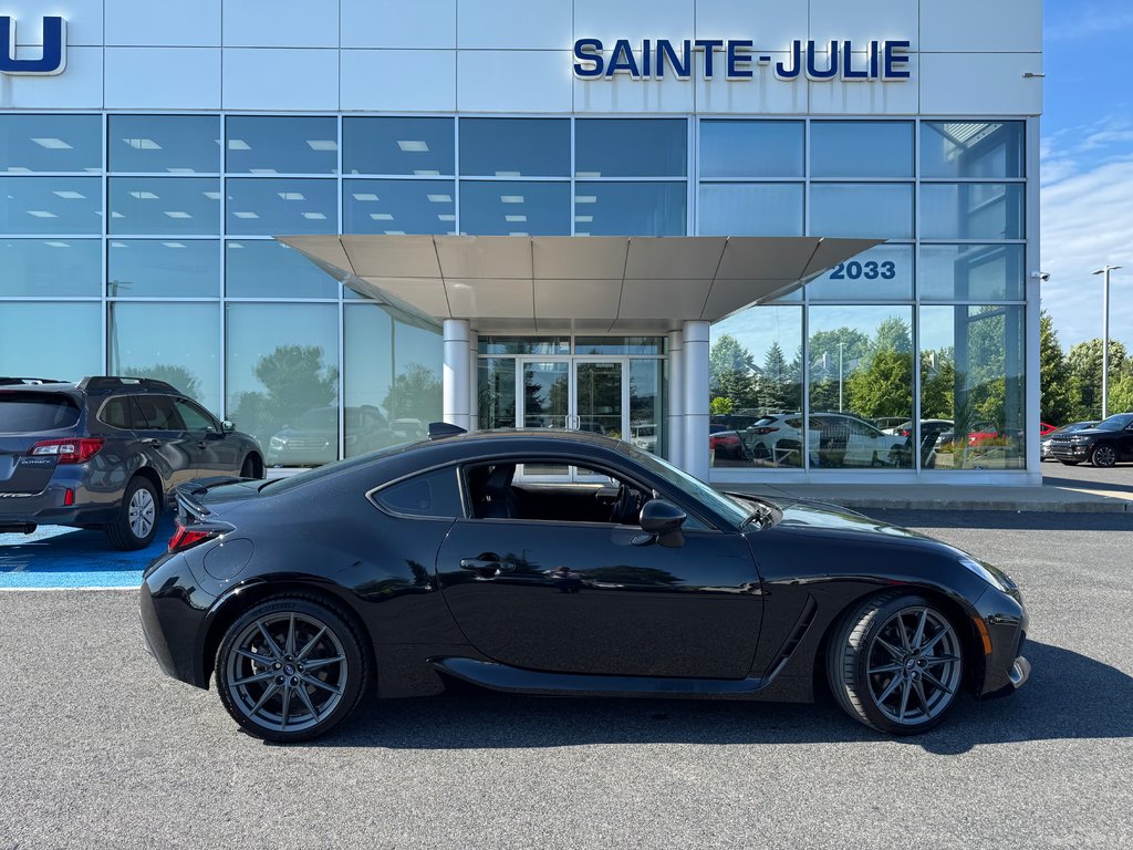 Subaru BRZ Sport-tech Manuelle Carplay Ultra Suede Mags 2023 à Sainte-Julie, Québec - 2 - w1024h768px